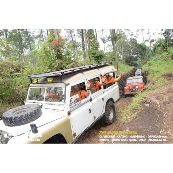 Jeep Offroad Orchid Forest Cikole